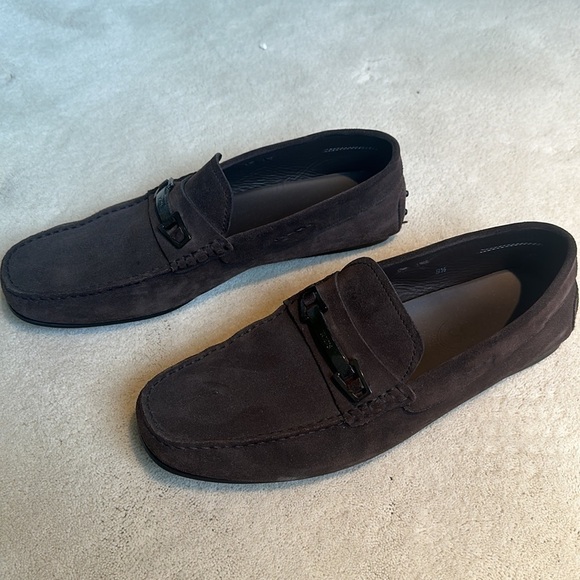 Tods Men’s Dark Brown Suede Gommino Driving Loafers Shoes - Picture 2 of 8
